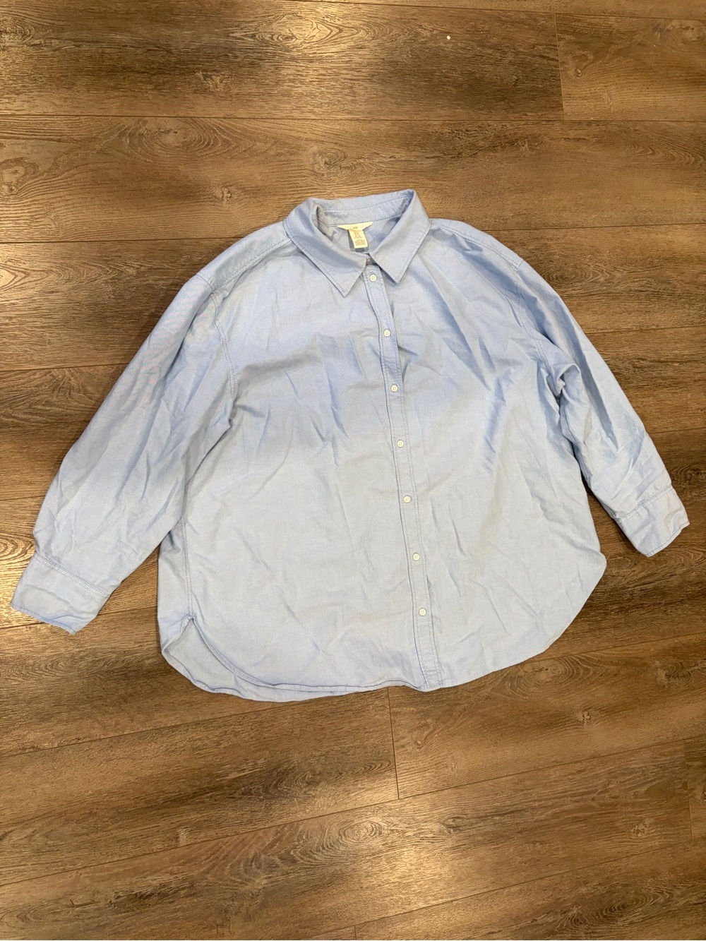 H&M Light Blue Women's Button-Down Shirt